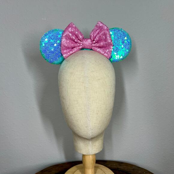 Blue Cotton Candy Elastic Minnie Ears | Disney-Inspired Adjustable Headband - Picture 2 of 5